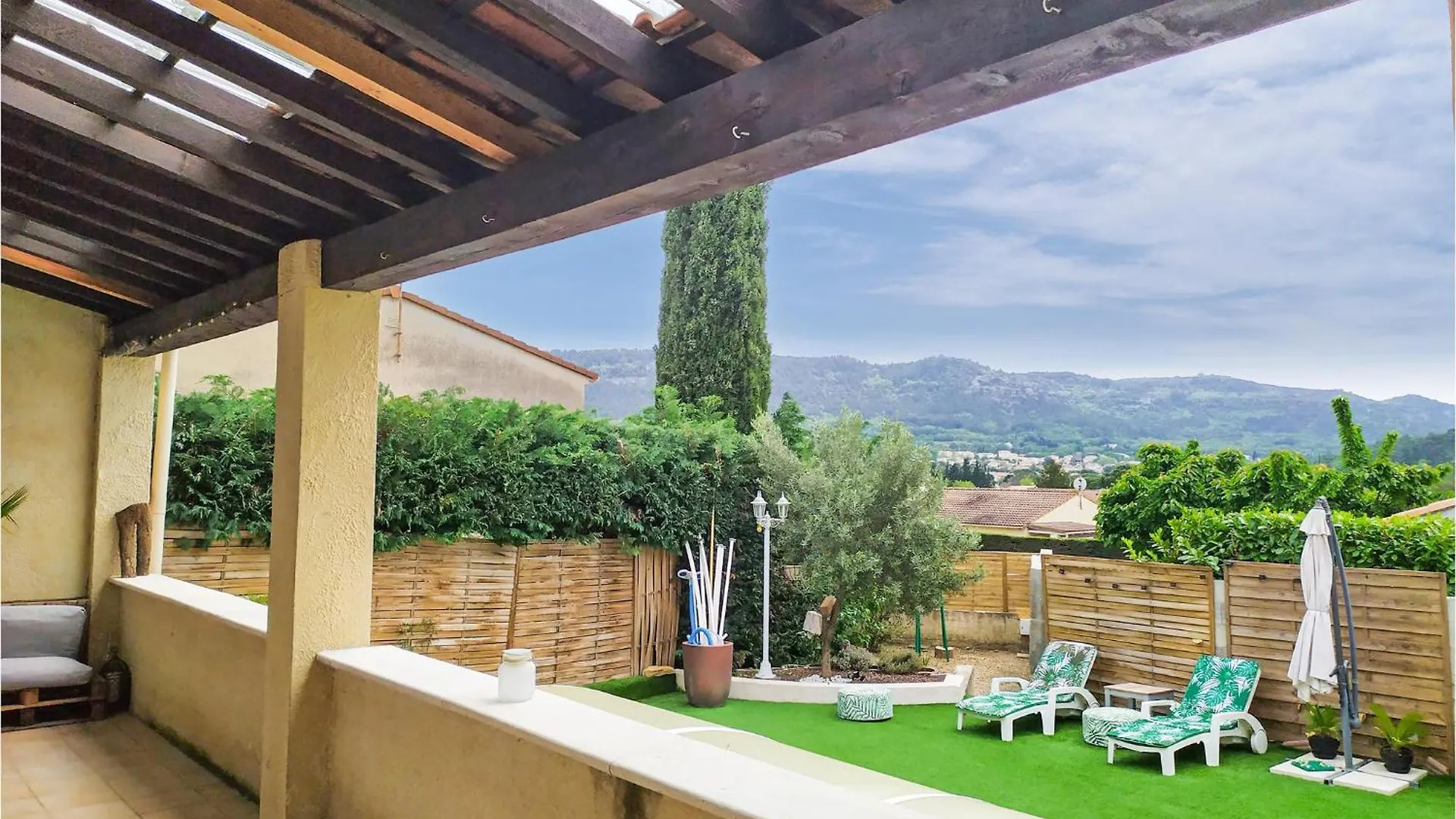 Nice Home In St,Paul-Trois-Chateaux With Kitchen Saint-Paul-Trois-Chateaux 0*,  France